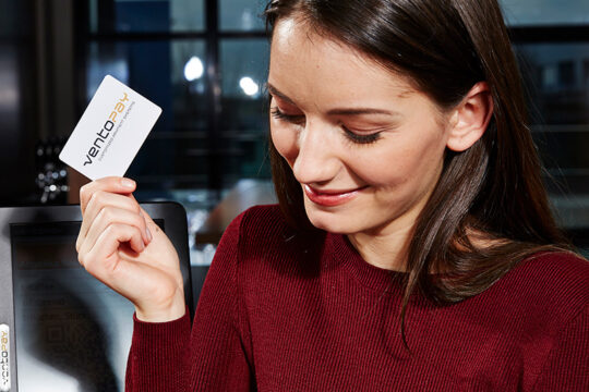 Bargeldloses Bezahlen mit Chipkarte